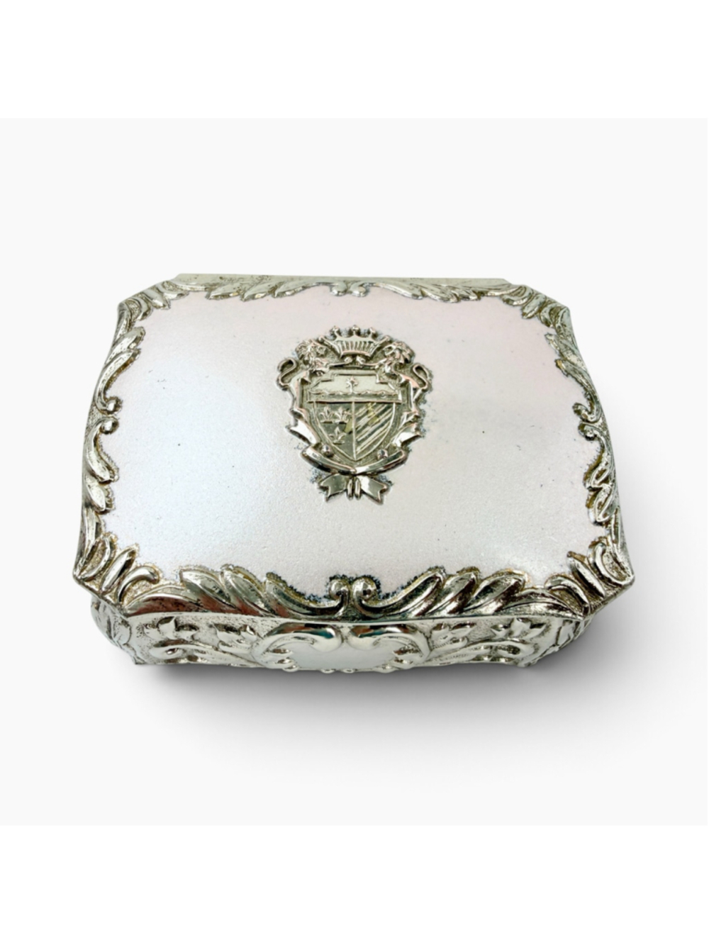 Vintage 1960s Japanese Jewelry Box, Pink Pearl-Tone Lid, Heraldic Crest - Picture 4 of 9